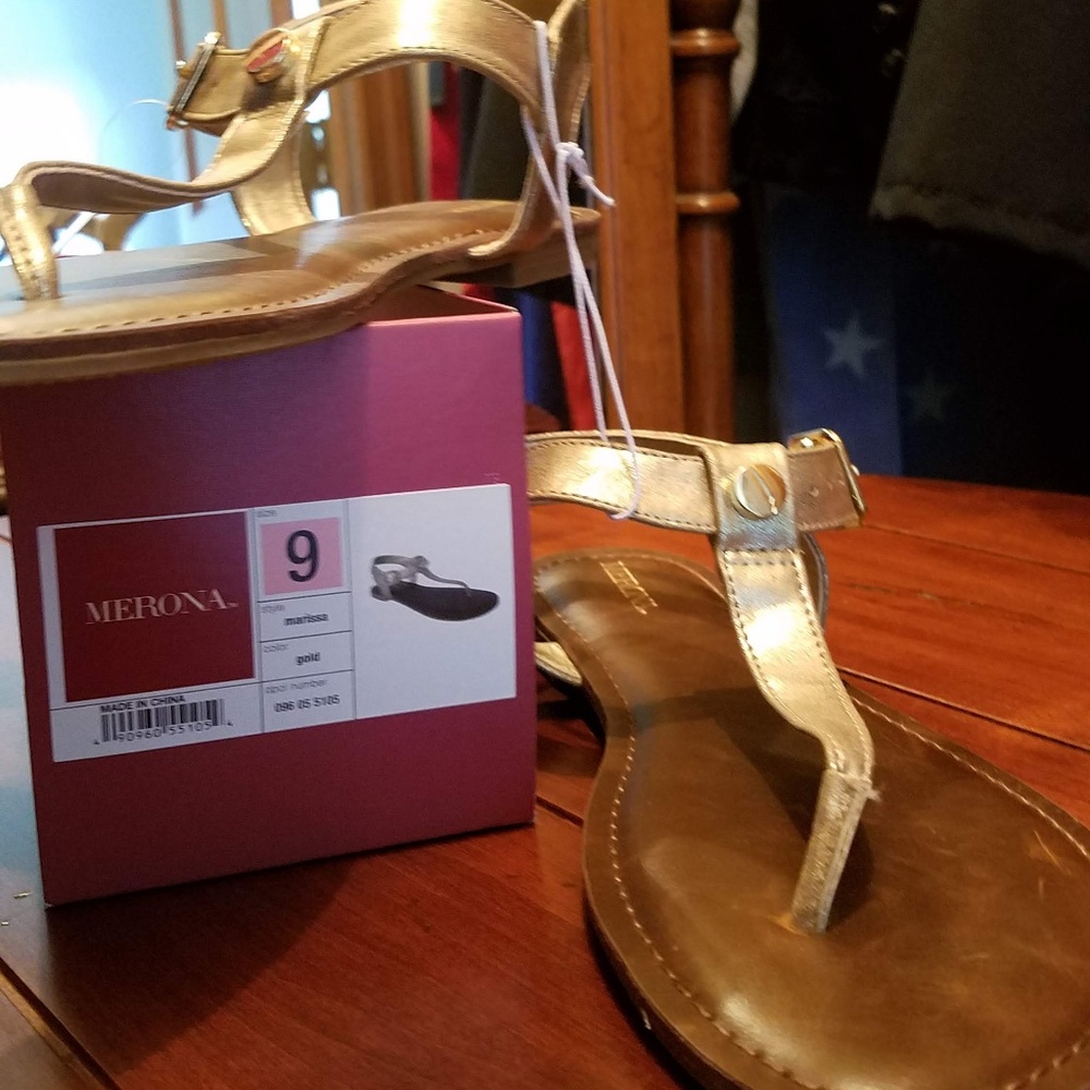 Merona Gold T-Strap Sandals
